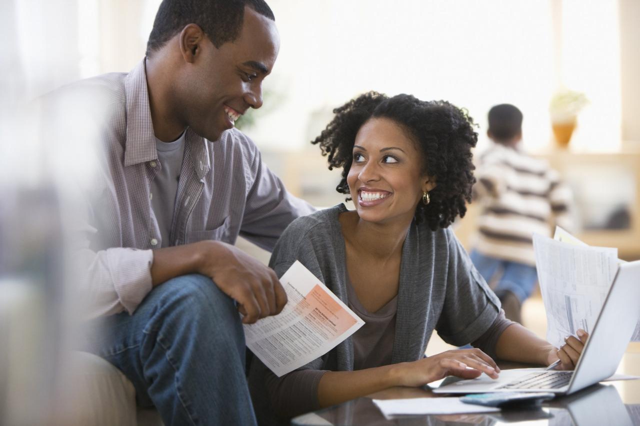 How to Manage Finances in a Marriage